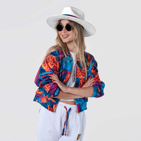 Kolorowa kurtka damska typu bomber z weluru - styl 1