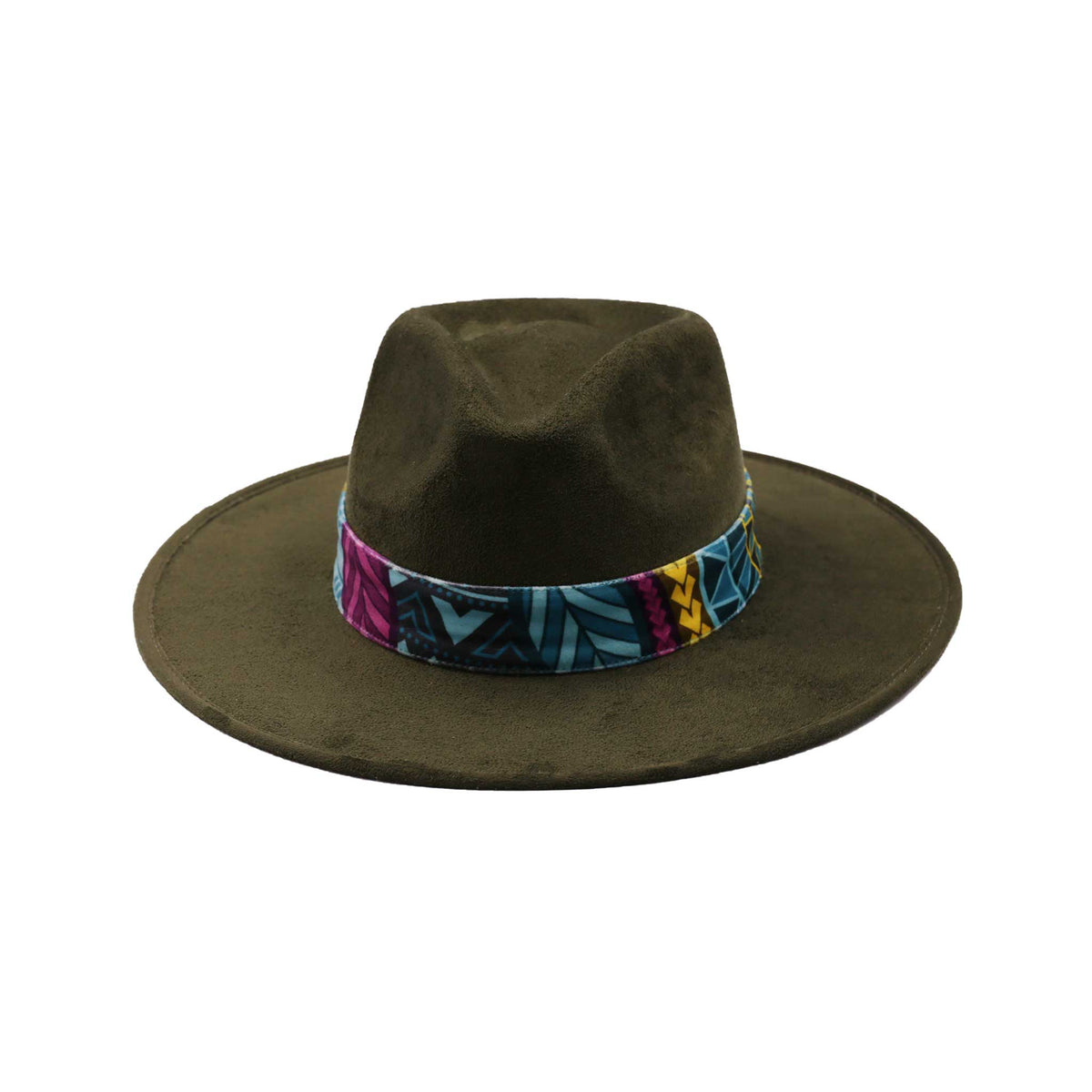 Zielony kapelusz Fedora z kolorową opaską i piórami