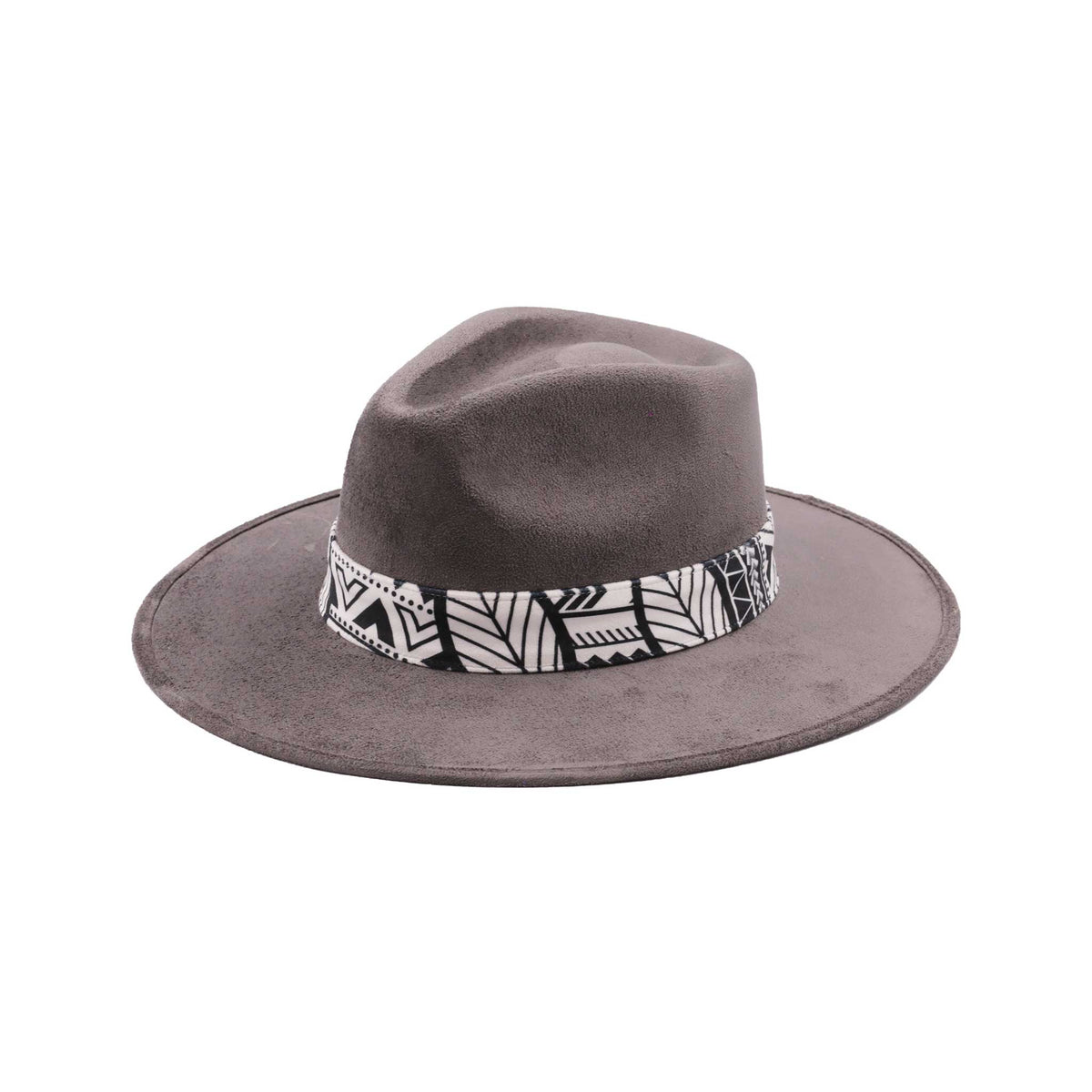 Szary kapelusz Fedora z czarno białą opaską i piórami