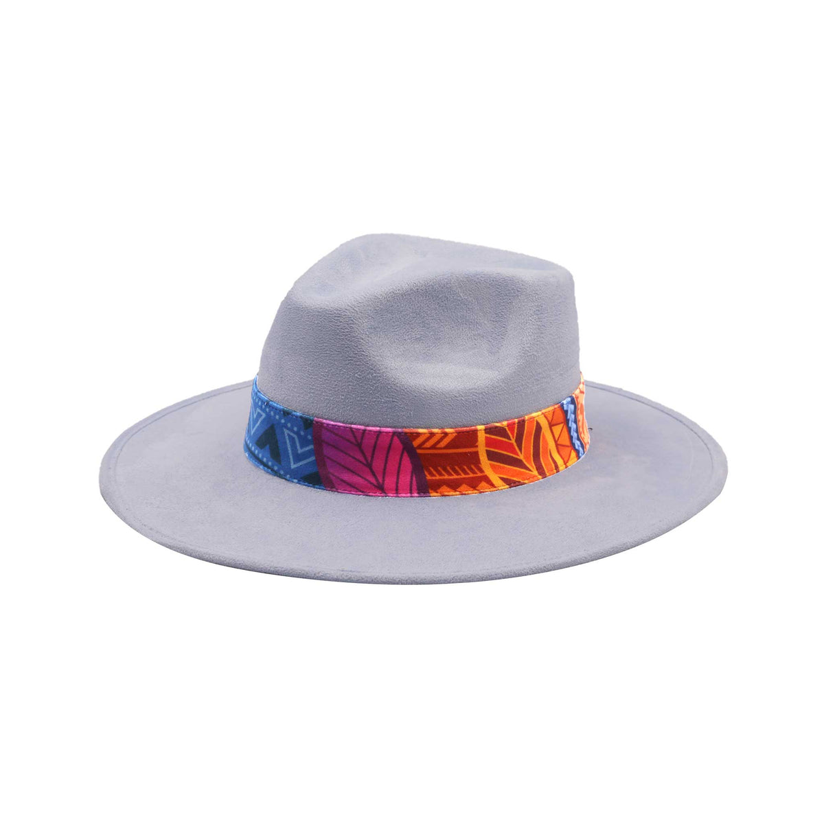 Jasnoniebieski kapelusz Fedora z kolorową opaską i piórami