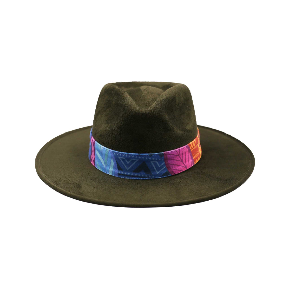 Ciemnozielony kapelusz Fedora z kolorową opaską i piórami - wzór 1