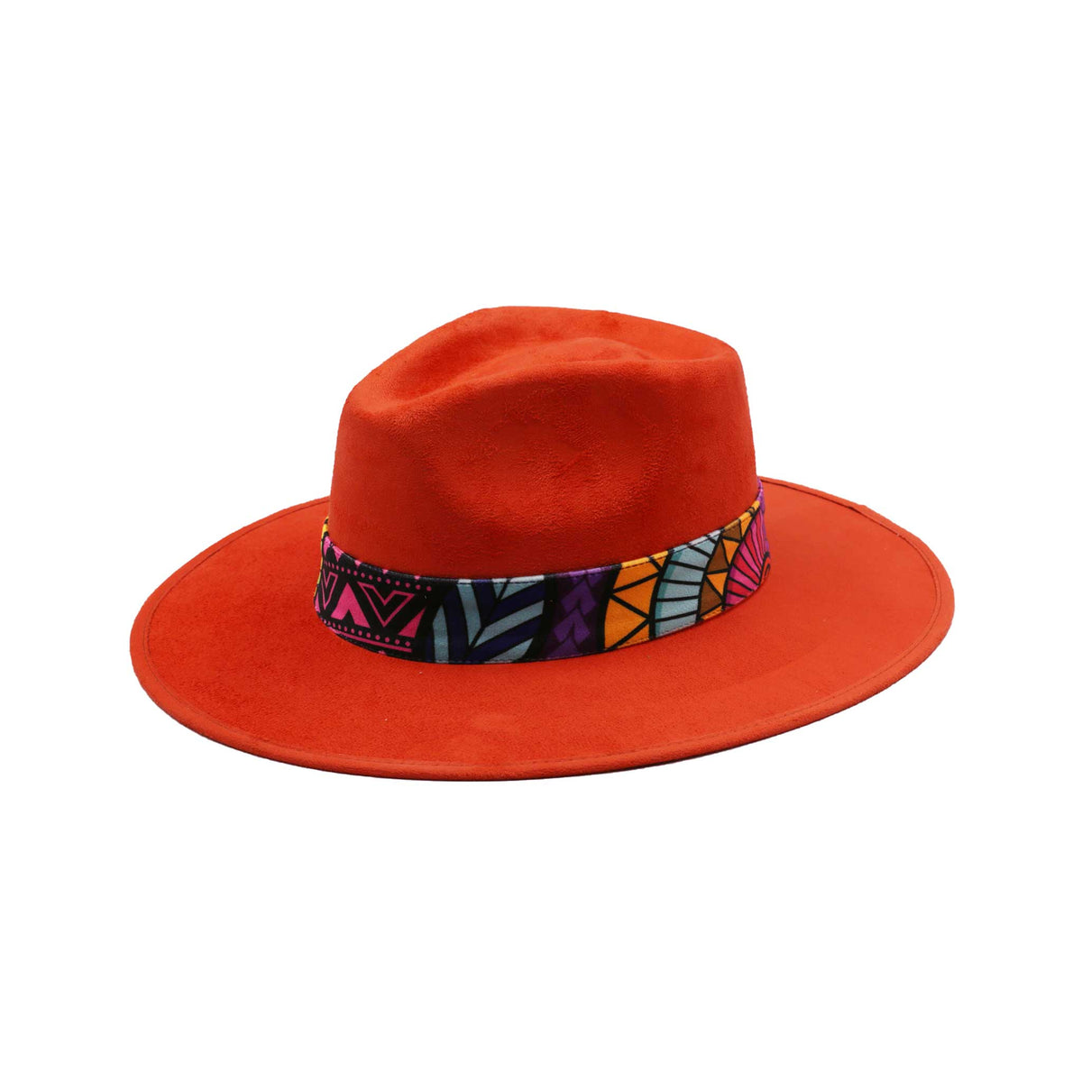 Ciemnopomarańczowy kapelusz Fedora z kolorową opaską i piórami